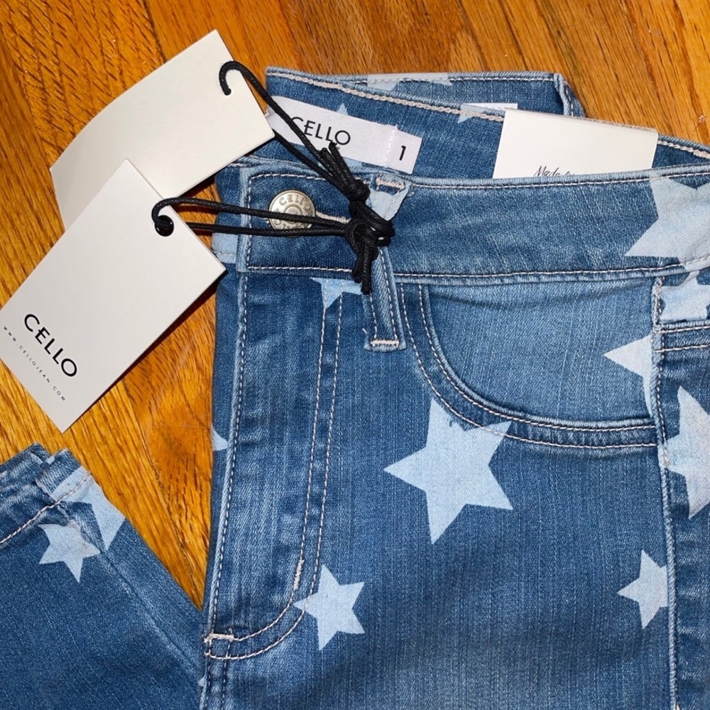 Cello denim jeans w/ stars - size 1 - Picture 2 of 4
